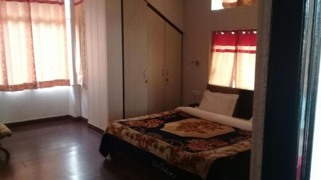Hotel Manu Vinod Dharamshala Eksteriør billede